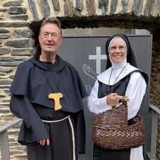 Auf Tour mit Nixnuzia & Heribert / Foto: © Reinfriede Scheer Auf Tour mit Nixnuzia & Heribert